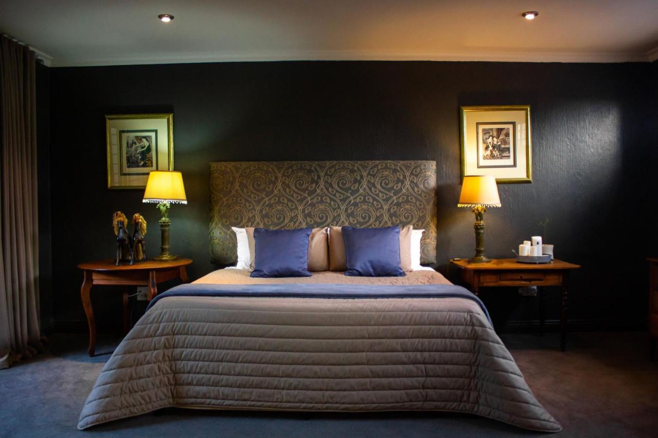 Koru Guesthouse พริทอเรีย ภายนอก รูปภาพ