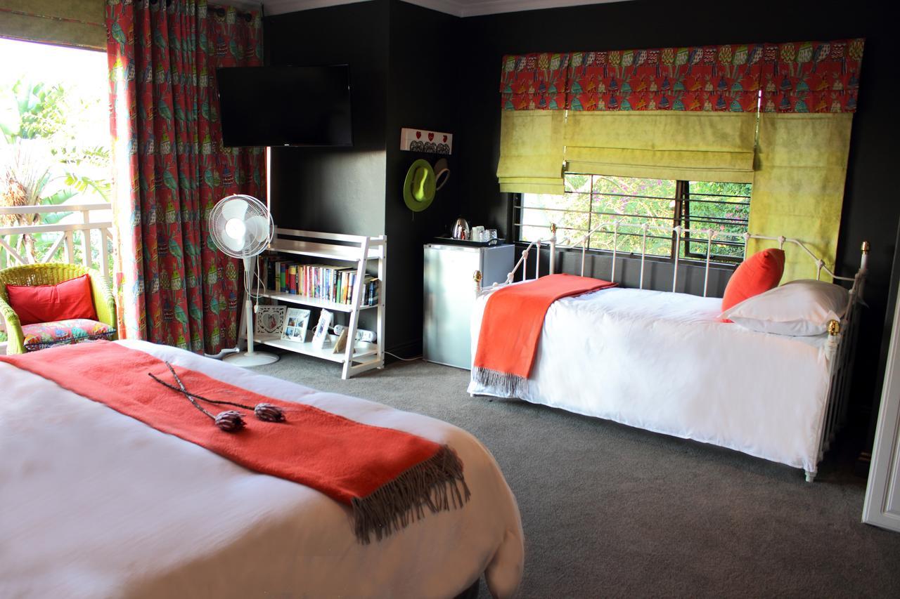 Koru Guesthouse พริทอเรีย ภายนอก รูปภาพ